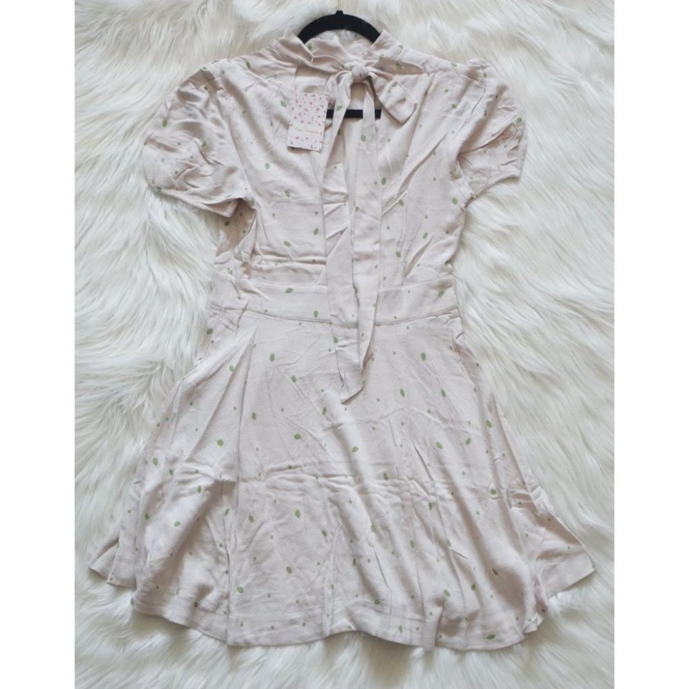 NWT Free People Ivory Abbie Print Boho Fit and Flare Mini Dress Size 4 - Picture 2 of 9